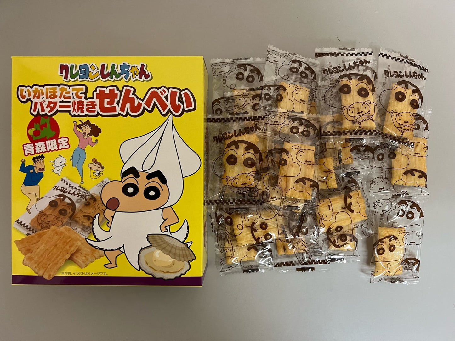 青森限定 クレヨンしんちゃん いかほたてバター焼きせんべい 3個セット